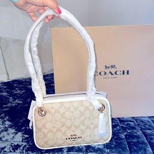 Coach signature shoulder/crossbody bag
